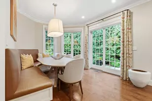 14 Bristol Rd, Wellesley, MA 02481 - Photo 12