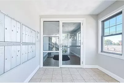 65 Centre St #12, Lynn, MA 01905 - Photo 2