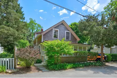 27 Laurel Avenue, Oak Bluffs, MA 02557 - Photo 2