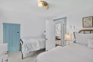 27 Laurel Ave, Oak Bluffs, MA 02557 - Photo 28