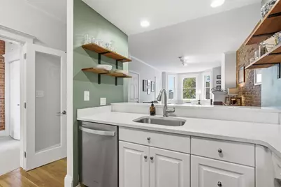 298 Bunker Hill Street #2, Boston, MA 02129 - Photo 10