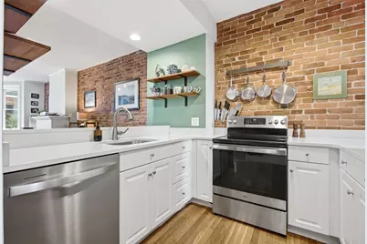 298 Bunker Hill Street #2, Boston, MA 02129 - Photo 8