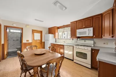 123 Brooklawn St, New Bedford, MA 02745 - Photo 6