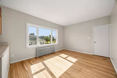 123 Brooklawn St, New Bedford, MA 02745 - Photo 16