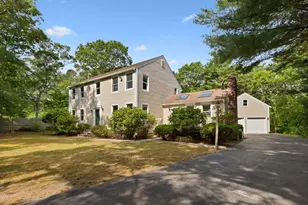 48 Livingston Dr, Plymouth, MA 02360 - Photo 2