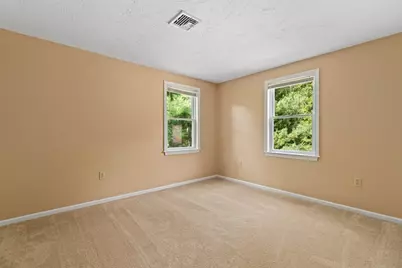 48 Livingston Dr, Plymouth, MA 02360 - Photo 22