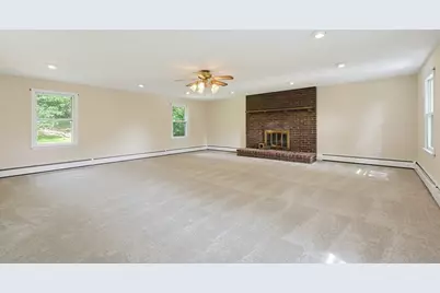 16 Blacksmith Rd, Cumberland, RI 02864 - Photo 4