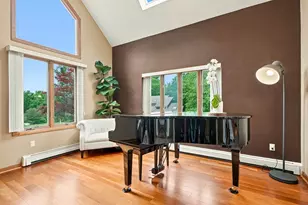 61 Beverly Hill Dr, Shrewsbury, MA 01545 - Photo 8