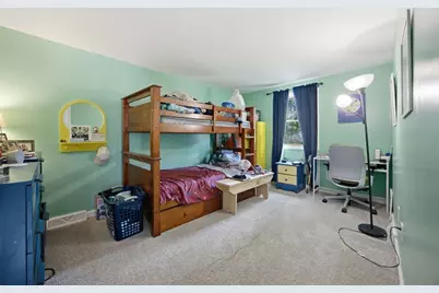 10 Kosmas St, Marlborough, MA 01752 - Photo 14