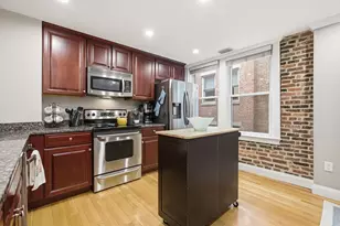 34 Clark St, Boston, MA 02109 - Photo 6
