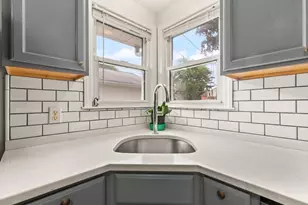 301 Hardy Pond Rd, Waltham, MA 02451 - Photo 8