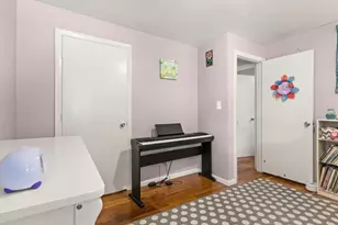 301 Hardy Pond Rd, Waltham, MA 02451 - Photo 12
