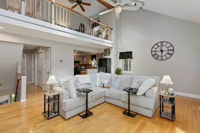 58 Hunters Run Pl #58, Haverhill, MA 01832 - Photo 8