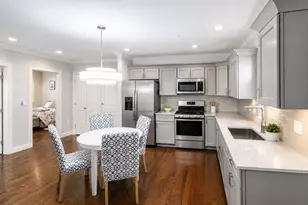 128 Waverly St, Everett, MA 02149 - Photo 8