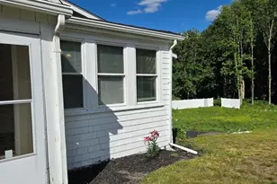 239 Pleasant St, Stoughton, MA 02072 - Photo 10