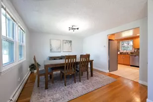 37 Maple Ave, Woburn, MA 01801 - Photo 22