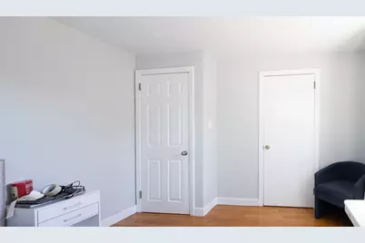 37 Maple Ave, Woburn, MA 01801 - Photo 16