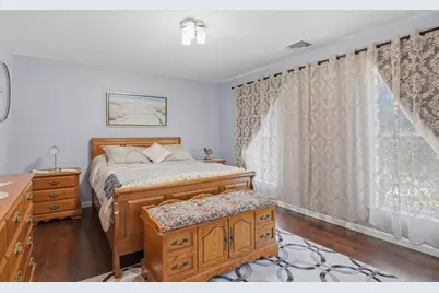 112 Pineland Avenue, Worcester, MA 01604 - Photo 26