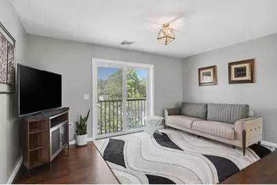 112 Pineland Avenue, Worcester, MA 01604 - Photo 18