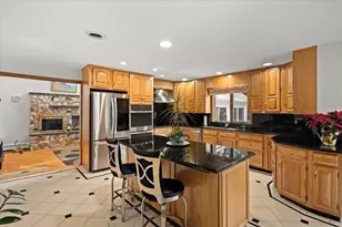 126 Sycamore Rd, Braintree, MA 02184 - Photo 4