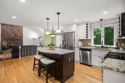25 Arbor Way, Taunton, MA 02780 - Photo 8