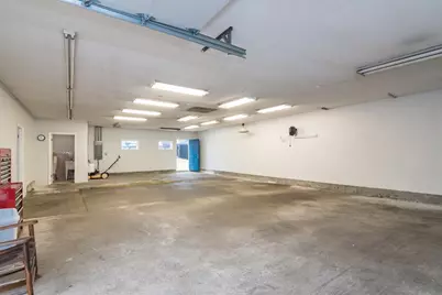 248 Laconia St, Springfield, MA 01129 - Photo 2