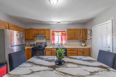 247 Ashley Blvd, New Bedford, MA 02746 - Photo 14