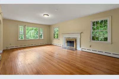 6 Newton Place, Sturbridge, MA 01566 - Photo 10
