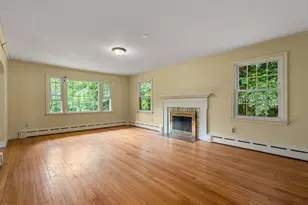 6 Newton Pl, Sturbridge, MA 01566 - Photo 10
