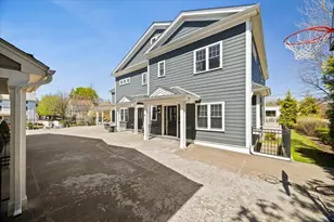 16-26 Dalby St, Newton, MA 02458 - Photo 2