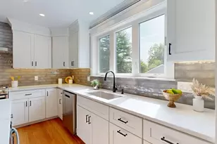 15 Park St, North Reading, MA 01864 - Photo 8