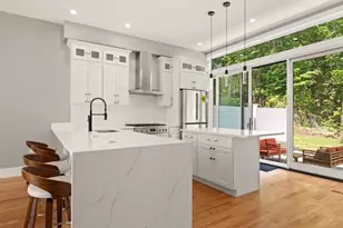 53 Packards Ln, Quincy, MA 02169 - Photo 6