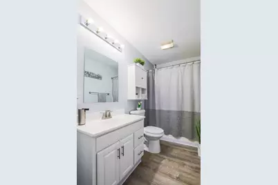 22B Bancroft St #B, Worcester, MA 01610 - Photo 16