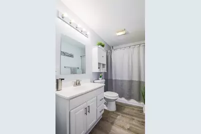 22B Bancroft St #B, Worcester, MA 01610 - Photo 16