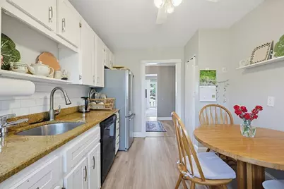 3 Bayberry Dr #4, Sharon, MA 02067 - Photo 8
