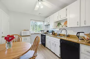 3 Bayberry Dr, Sharon, MA 02067 - Photo 6