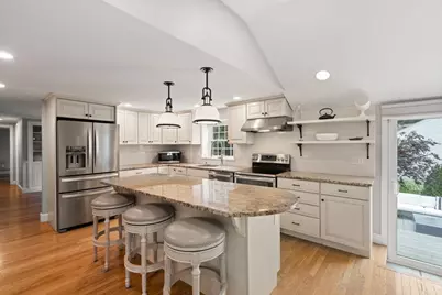 9 Wessex Dr, Westwood, MA 02090 - Photo 8