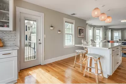 876 Shirley St #2, Winthrop, MA 02152 - Photo 4