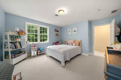 22 Edgewater Dr, Plymouth, MA 02360 - Photo 10