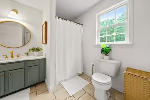 22 Edgewater Dr, Plymouth, MA 02360 - Photo 8