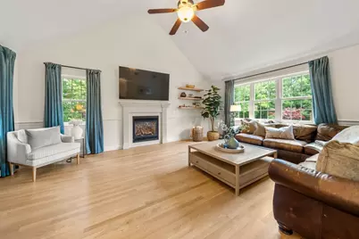 22 Edgewater Dr, Plymouth, MA 02360 - Photo 6