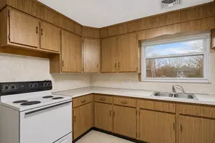 16A Felton, Woburn, MA 01801 - Photo 22