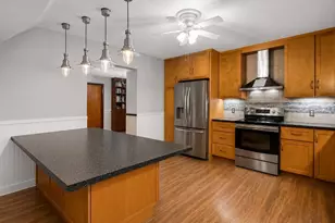 16A Felton, Woburn, MA 01801 - Photo 2