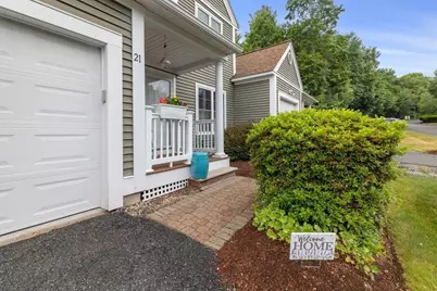 21 Concord Ln #21, Uxbridge, MA 01569 - Photo 4