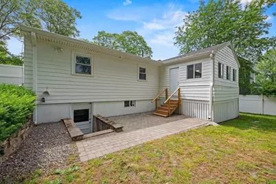 9 Charity Ln, Dedham, MA 02026 - Photo 2