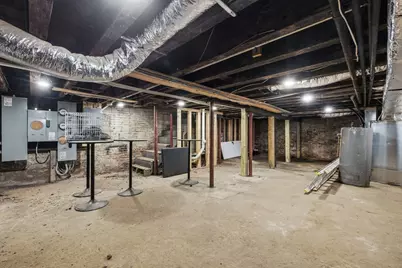 129 N Washington St #1, Boston, MA 02114 - Photo 16