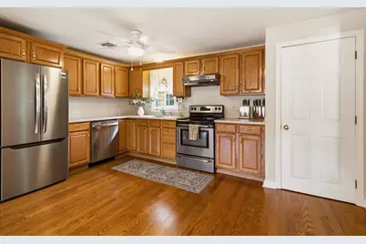 6 Gratto Rd, Marshfield, MA 02050 - Photo 10