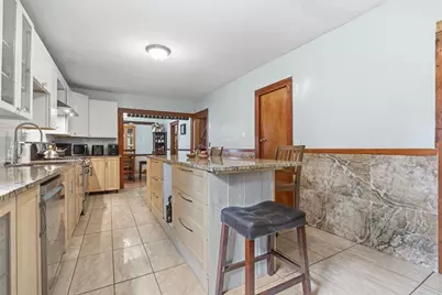196-196A Hamilton St, Boston, MA 02122 - Photo 2