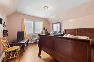 196-196A Hamilton St, Boston, MA 02122 - Photo 30