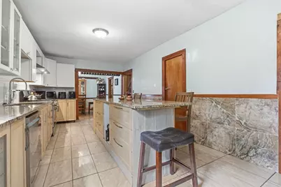 196-196A Hamilton St, Boston, MA 02122 - Photo 8